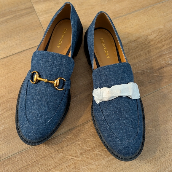 Lisa Vicky Womens Denim Loafers with Gold Bit Accent - Picture 2 of 4